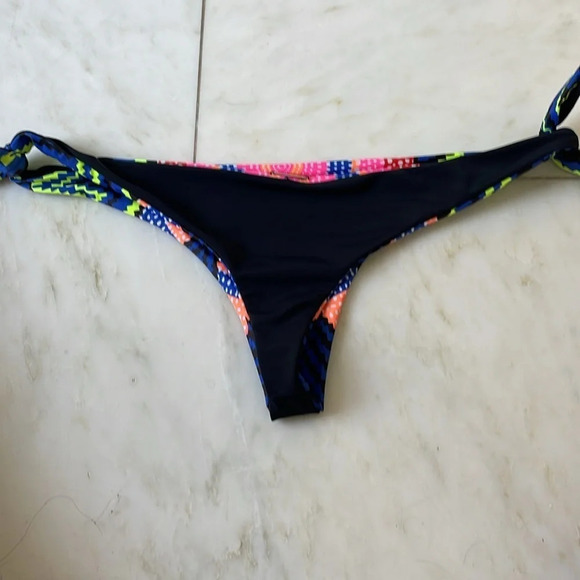 Mara Hoffman reversible black and neon multicolor side-tie bikini bottom size L - Picture 6 of 7